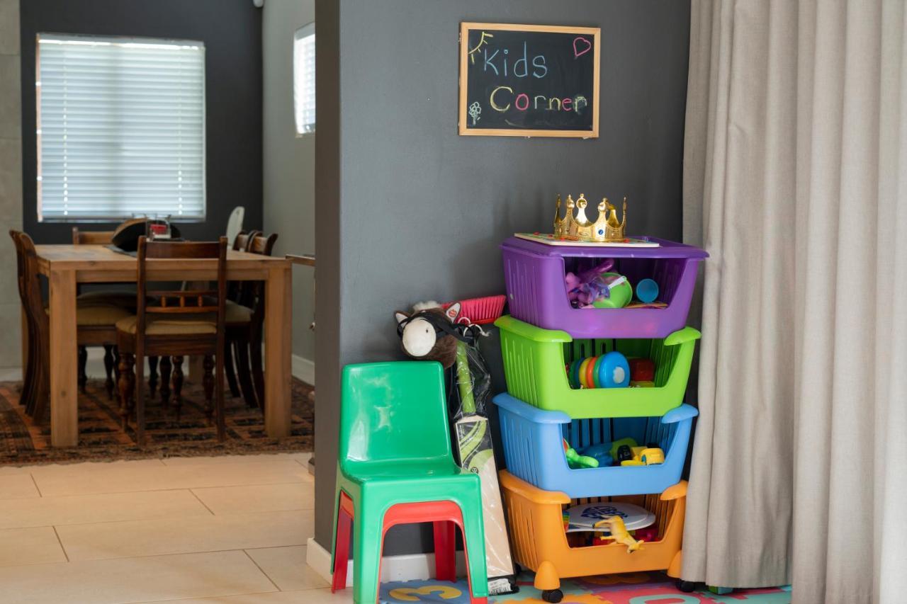 Rueby'S Guesthouse دولستروم المظهر الخارجي الصورة