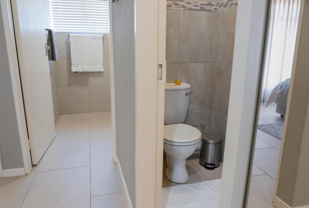 Rueby'S Guesthouse دولستروم المظهر الخارجي الصورة